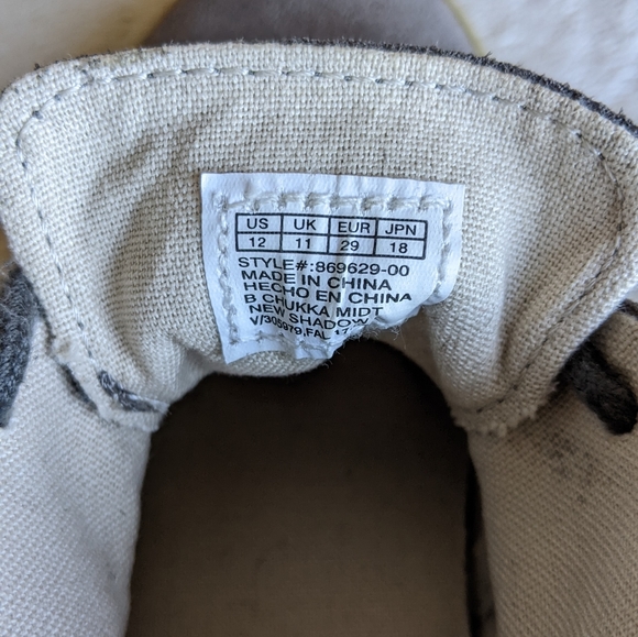 GAP Toddler Boys Chukka Boots size 12 Grey Suede - Picture 5 of 7